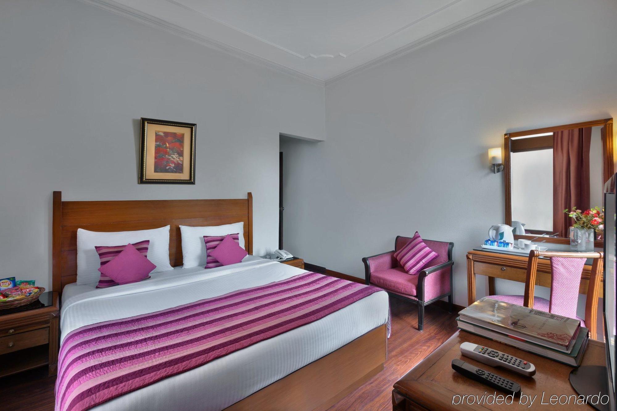 Regale Inn Nowe Delhi Zewnętrze zdjęcie