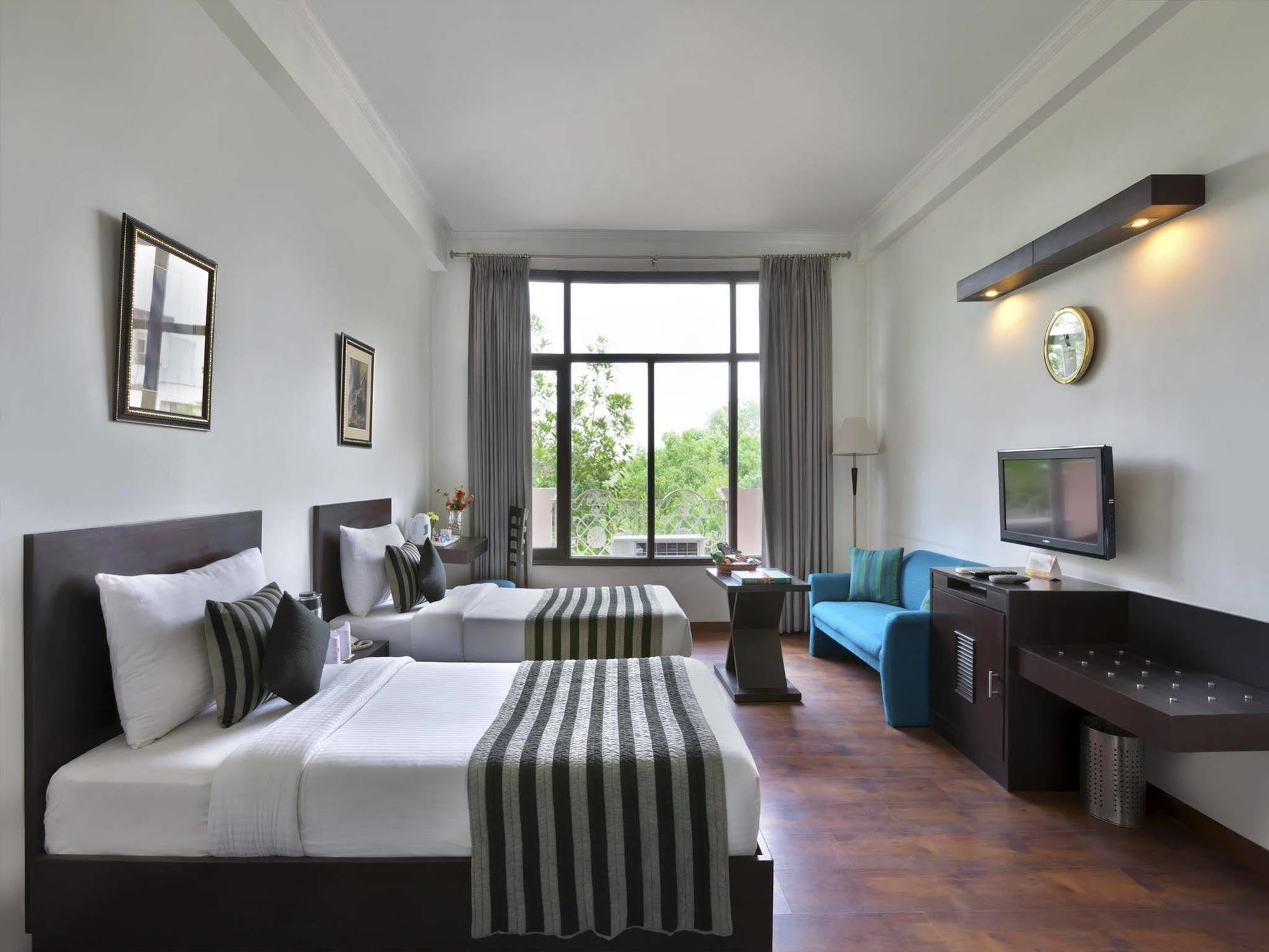 Regale Inn Nowe Delhi Zewnętrze zdjęcie